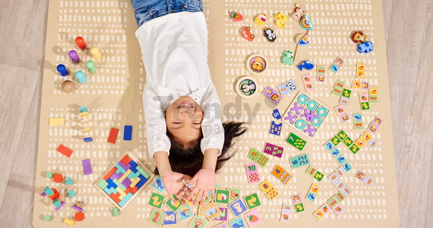 Drevená hra Piškvorky Tic Tac Toe Game Eichhorn 11 dielov