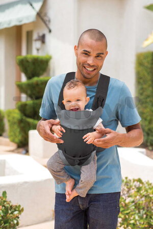 Nosič pre dieťa Flip 4v1 Light & Airy Convertible Carrier Dark Grey Infantino 4 spôsoby nosenia tmavosivý od 3,6-14,5 kg od 0 mes