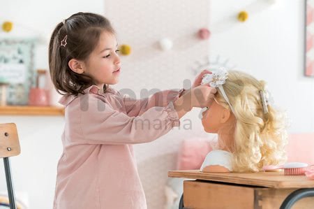 Kadernícka česacia hlava Hairdressing Head Corolle s krásne jemnými voňavými vláskami a 20 doplnkami od 3 rokov