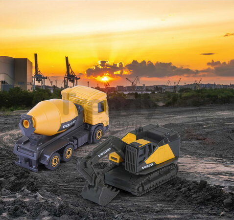 Autíčka stavebné Volvo Construction Edition Majorette s pohyblivými časťami 7,5 cm dĺžka 3 druhy 2 varianty