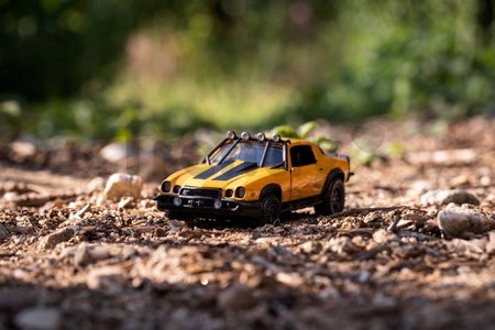 Autíčko Chevrolet Camaro 1977 Bumblebee Transformers T7 Jada kovové s otvárateľnými dverami 1:32