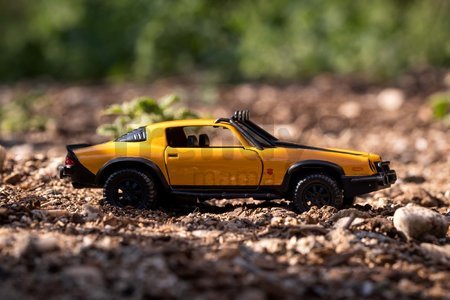 Autíčko Chevrolet Camaro 1977 Bumblebee Transformers T7 Jada kovové s otvárateľnými dverami 1:32