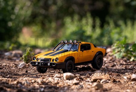 Autíčko Chevrolet Camaro Bumblebee 1977 Transformers Jada kovové dĺžka 20 cm 1:24
