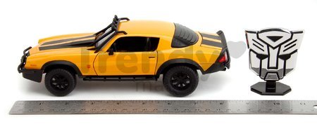 Autíčko Chevrolet Camaro Bumblebee 1977 Transformers Jada kovové dĺžka 20 cm 1:24