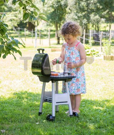 Grill Barbecue Smoby s mechanickými funkciami a zvukom a 18 doplnkami 73 cm výška