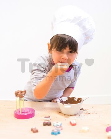 Hravá kuchárka Chef Smoby Čokoládovňa s receptami a formou na výrobu čokoládových bonbónov od 5 rokov