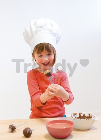 Hravá kuchárka s receptami a formami Chef Cake Pops Factory Smoby na výrobu lízaniek a čokoládových bonbónov s doplnkami od 5 rokov
