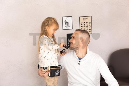 Holičský opasok elektronický Barber&Cut Ceinture Smoby s nožničkami žiletkou zastrihávačom fénom štetkou na holenie a 10 doplnkami