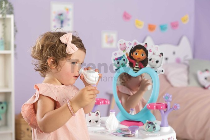 Kozmetický stolík so stoličkou Gabby Smoby s 10 skrášľujúcimi doplnkami
