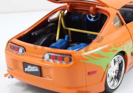 Autíčko Toyota Supra 1995 Fast & Furious Jada kovové s otvárateľnými dverami dĺžka 21 cm 1:24