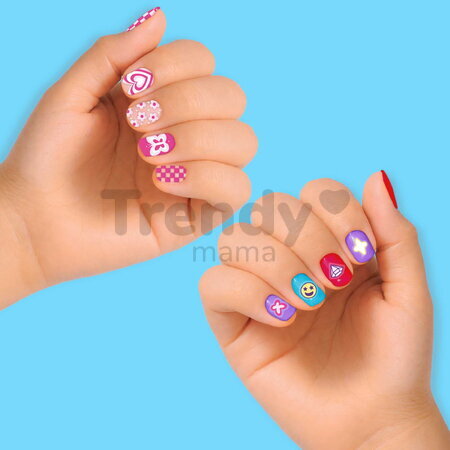 Nechtové štúdio s elektronickým sušičom Glam Nail Salon Smoby s reálnym lakom na nechty a nálepkami 9 doplnkov od 6 rokov