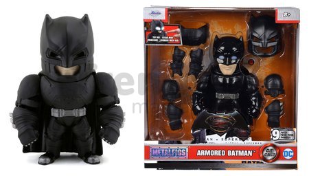 Figúrka zberateľská Armored Batman Jada kovová so svietiacimi očami a vymeniteľným brnením výška 15 cm