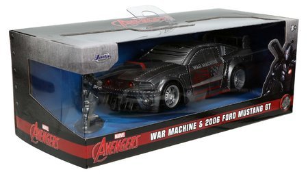 Autíčko Marvel War Machine 2006 Ford Mustang Jada kovové s otvárateľnými dverami a figúrkou War Machine dĺžka 14 cm 1:32