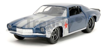 Autíčko Chevrolet Camaro 1973 Marvel Jada kovové s otvárateľnými dverami a figúrka Winter Soldier dĺžka 14 cm 1:32
