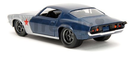 Autíčko Chevrolet Camaro 1973 Marvel Jada kovové s otvárateľnými dverami a figúrka Winter Soldier dĺžka 14 cm 1:32