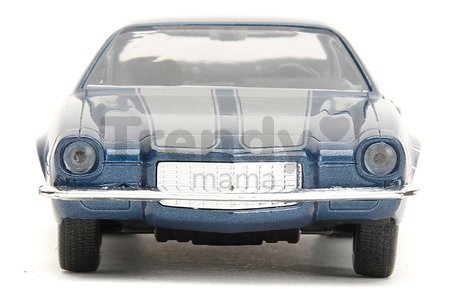 Autíčko Chevrolet Camaro 1973 Marvel Jada kovové s otvárateľnými dverami a figúrka Winter Soldier dĺžka 14 cm 1:32