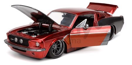 Autíčko Marvel 1967 Shelby GT-500 Jada kovové s otvárateľnými časťami a figúrkou Star Lord dĺžka 20 cm 1:24