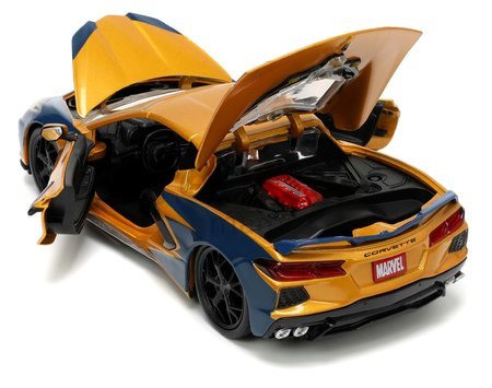 Autíčko Marvel Chevy Corvette Jada kovové s otvárateľnými časťami a figúrkou Wolverine dĺžka 22 cm 1:24