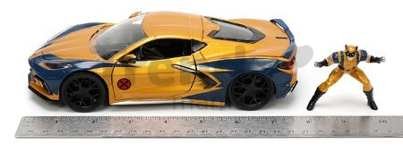 Autíčko Marvel Chevy Corvette Jada kovové s otvárateľnými časťami a figúrkou Wolverine dĺžka 22 cm 1:24