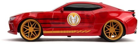 Autíčko na diaľkové ovládanie Marvel RC Iron Man 2016 Chevy 1:16 Jada červené dĺžka 29 cm od 6 rokov