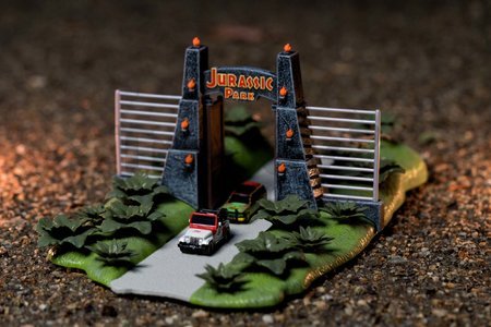 Stavebnica Jurský svet Jurassic World Nano Scene Jada s 2 kovovými autíčkami s dĺžkou 4 cm od 8 rokov