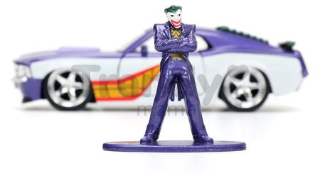 Autíčko DC Ford Mustang Jada kovové s otvárateľnými dverami a figúrkou Joker dĺžka 12,8 cm 1:32