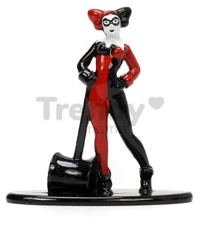 Autíčko DC Chevy Bel Air 1957 Jada kovové s otvárateľnými dverami a figúrkou Harley Quinn dĺžka 13 cm 1:32