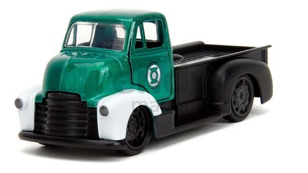 Autíčko Chevy COE 1952 DC Jada kovové s otvárateľnými dverami a figúrka Green Lantern dĺžka 12 cm 1:32