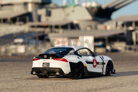 Autíčko Robotech ´20 Toyota Supra Jada kovové s otvárateľnými časťami a figúrkou Roy Fokker dĺžka 20 cm 1:24