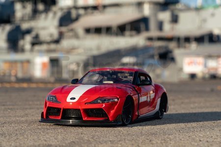 Autíčko Robotech ´20 Toyota Supra Jada kovové s otvárateľnými časťami a figúrkou Miriya Sterling dĺžka 20 cm 1:24