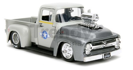 Autíčko Street Fighter Ford Pickup 1956 Jada kovové s otvárateľnými časťami a figúrkou Guile dĺžka 20 cm 1:24