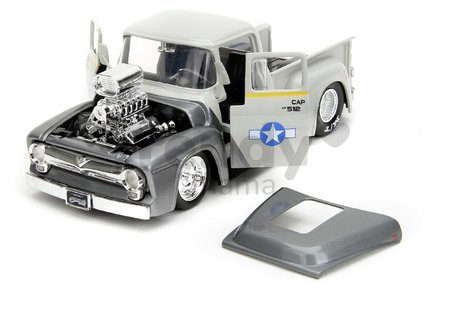 Autíčko Street Fighter Ford Pickup 1956 Jada kovové s otvárateľnými časťami a figúrkou Guile dĺžka 20 cm 1:24
