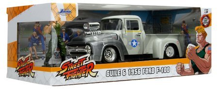 Autíčko Street Fighter Ford Pickup 1956 Jada kovové s otvárateľnými časťami a figúrkou Guile dĺžka 20 cm 1:24