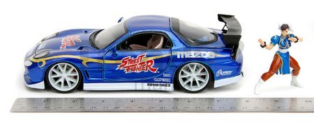 Autíčko Mazda RX-7 1993 Street Fighter Jada kovové s otvárateľnými časťami a figúrka Chun-Li dĺžka 20 cm 1:24