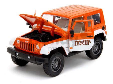 Autíčko Jeep Wrangler 2007 M&M Jada kovové s otvárateľnými dverami a figúrka Orange dĺžka 18 cm 1:24