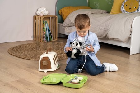Veterinársky kufrík s prenosným boxom 2v1 Veterinary Case Smoby s plyšovou pandou a lekárskymi pomôckami 12 doplnkov