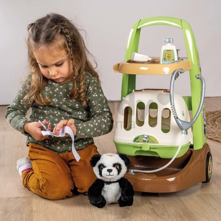 Zverolekársky vozík s kufríkom Veterinary Animal Care Trolley Smoby pre plyšovú pandu s 8 lekárskymi doplnkami