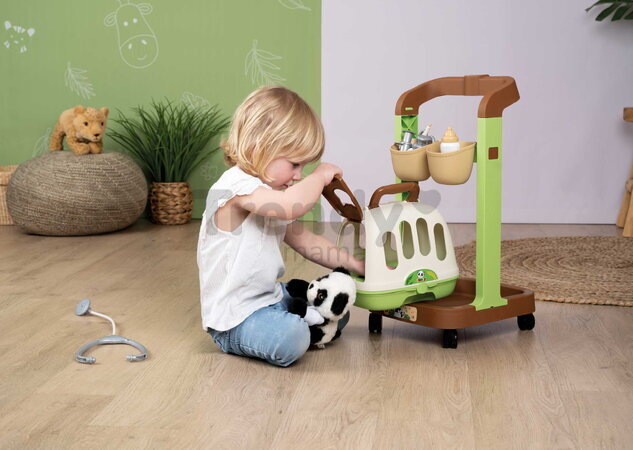 Veterinársky vozík s plyšovou pandou Veterinary Trolley Smoby s prenosným boxom a stetoskopom s teplomerom 8 doplnkov