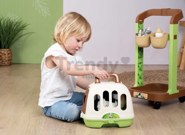 Veterinársky vozík s plyšovou pandou Veterinary Trolley Smoby s prenosným boxom a stetoskopom s teplomerom 8 doplnkov