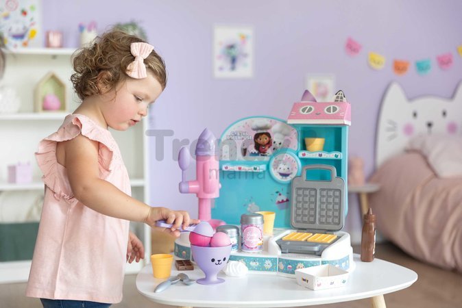 Hravá kuchárka na výrobu zmrzliny s vaflovačom Gabby Ice Cream Factory Smoby s kornútkami a zmrzlinovým pohárom 20 doplnkov