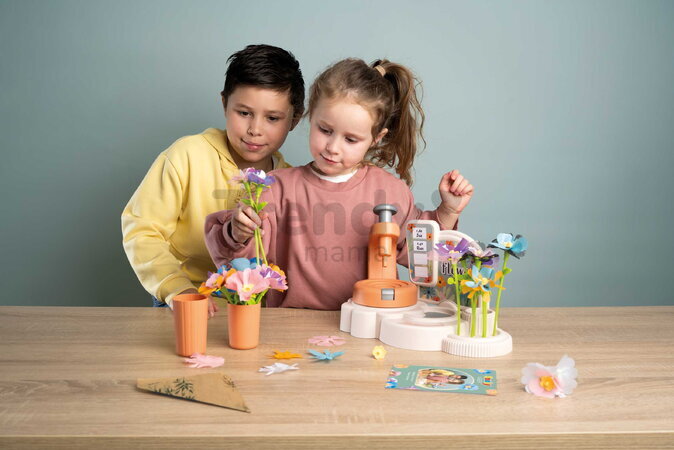 Kvetinárstvo s vlastnou výrobou textilných kvetov Crea My Flower Factory Smoby s vázami 102 doplnkov