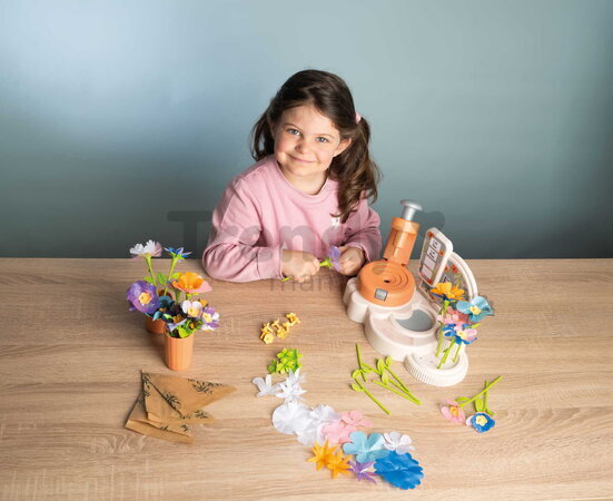 Kvetinárstvo s vlastnou výrobou textilných kvetov Crea My Flower Factory Smoby s vázami 102 doplnkov