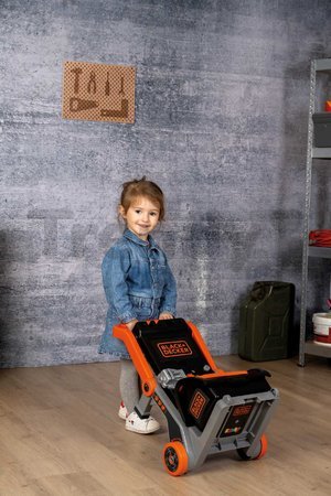 Pracovná dielňa na kolieskach multifunkčná Bricolo Devil Workmate 3v1 Black&Decker Smoby s kufríkom a náradím 19 doplnkov