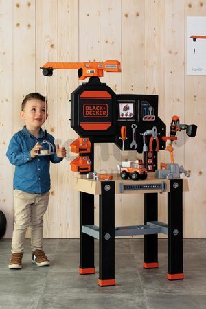 Pracovný stôl s funkčným žeriavom Black&Decker Bricolo Builder Smoby so stavebnicou auto a vŕtačkou a 94 doplnkov 117 cm výška