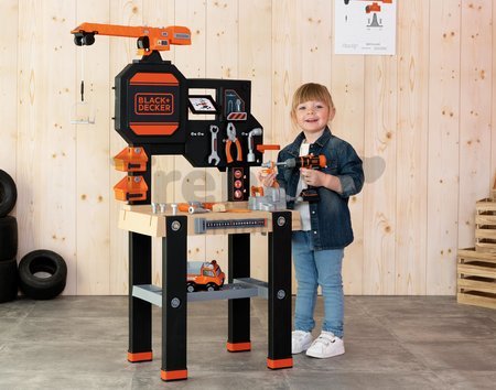 Pracovný stôl s funkčným žeriavom Black&Decker Bricolo Builder Smoby so stavebnicou auto a vŕtačkou a 94 doplnkov 117 cm výška