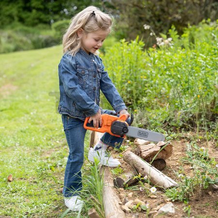 Motorová píla elektronická Black&Decker Chainsaw Smoby so zvukom svetlom a pohyblivou reťazou od 3 rokov