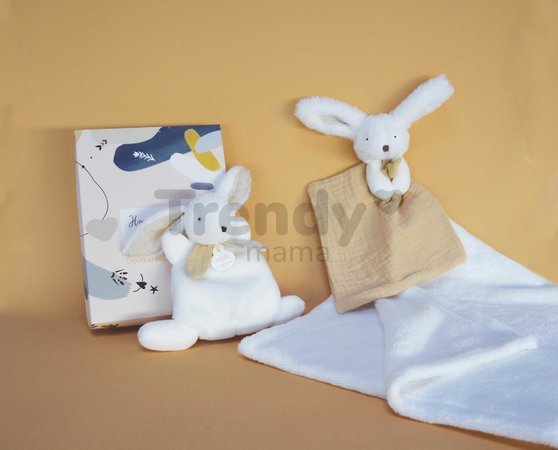 Plyšový zajačik na maznanie Happy Wild Doudou et Compagnie biely 17 cm v darčekovom balení od 0 mes