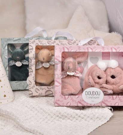 Darčeková sada pre bábätko Slipper Gift Set Beige Lapin Doudou et Compagnie papučky a zajačik na maznanie béžová 15 cm v darčekovom balení od 0 mes
