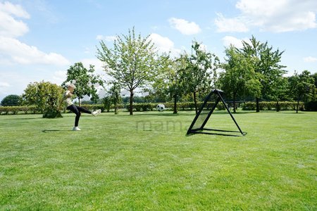 Odrazová sieť futbalová Kickback rebounder Exit Toys veľká polohovateľná oceľový rám 124*124 cm