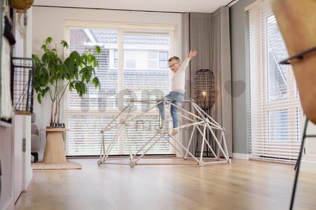 Preliezačka kupola Metal Climbing Dome Exit Toys do interiéru a exteriéru kovová konštrukcia priemer 190 cm od 3 rokov